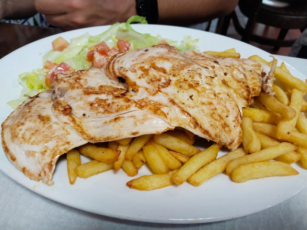 Menu of Restaurants in Seville, Bar Hermanos Gomez, Churrasco de Pollo