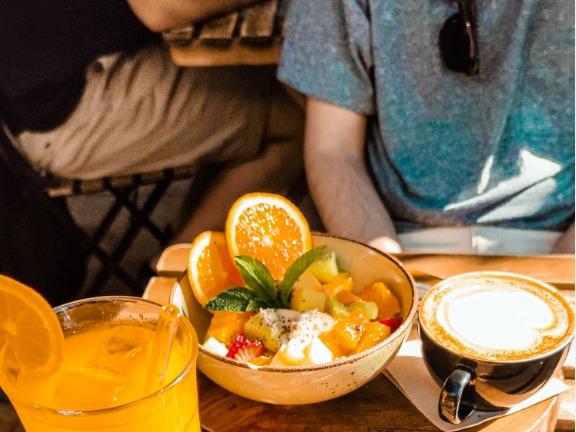 Menu of Coffee Shops in Seville, Jester, Ensalada de frutas