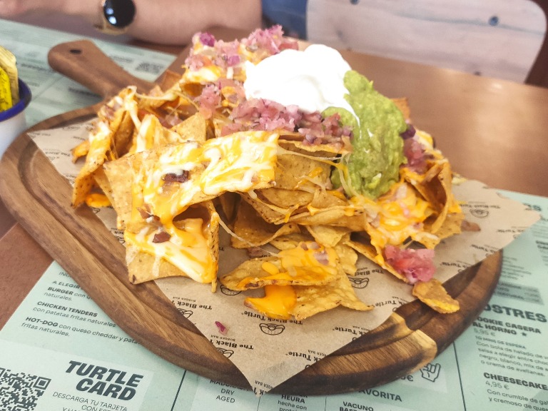 Carta de Restaurantes en Siero, The Black Turtle - Asturias, Turtle Nachos