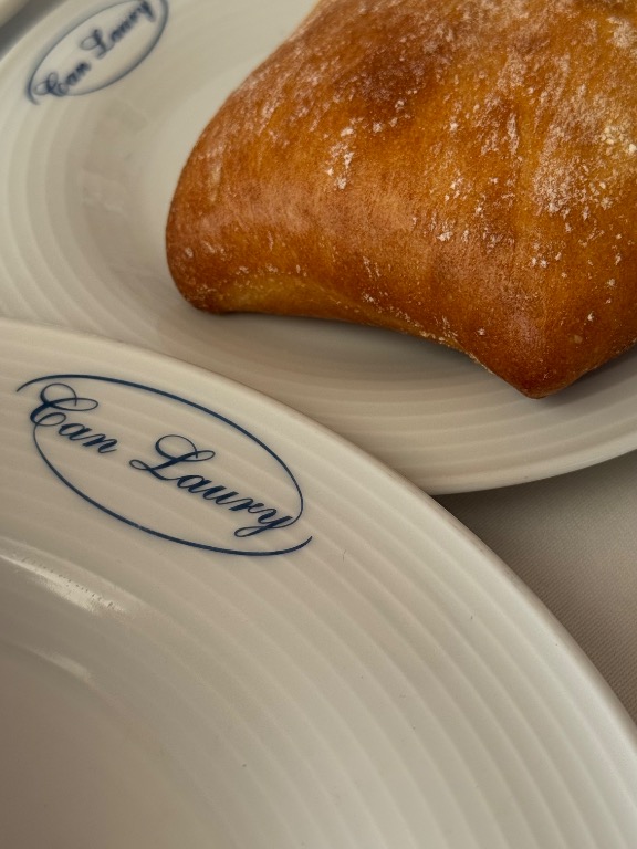 Carta de Restaurantes en Sitges, Can Laury, Pan con aceite