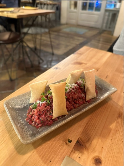 Carta de Restaurantes en Sitges, Restaurant El Pou, Steak tartar