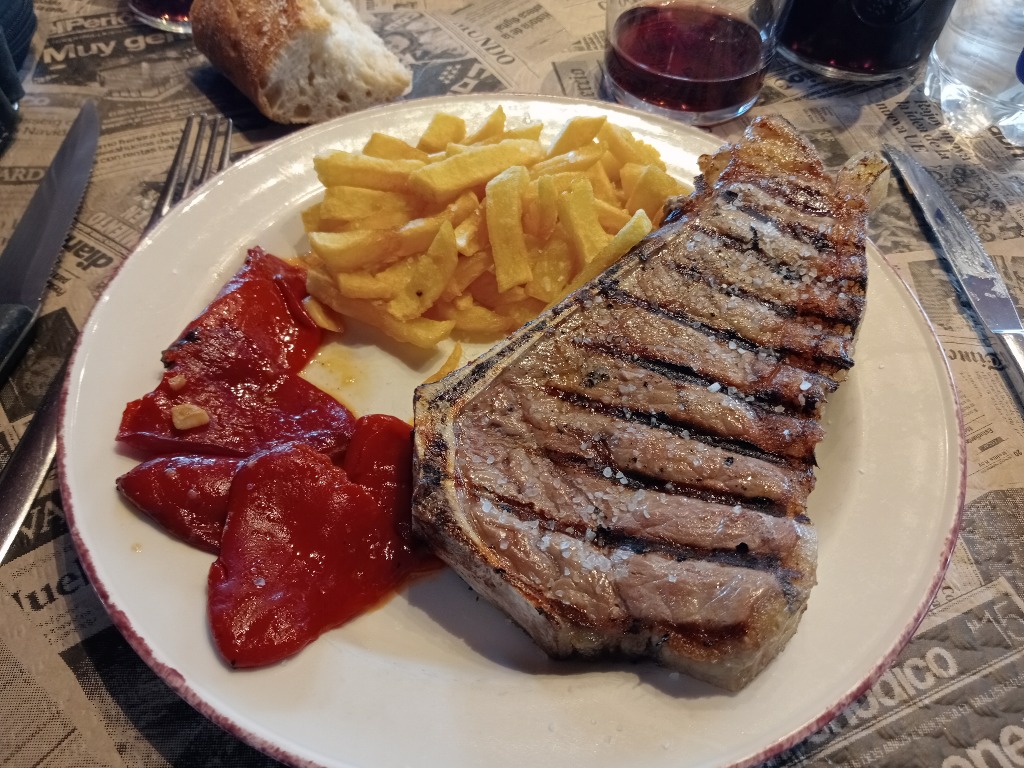 Menu of Restaurants in Tafalla, Restaurante en Tafalla El Paso, Chuleta de ternera a la parrilla