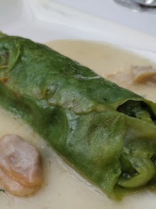 Carta de Restaurantes en Tafalla, Restaurante Túbal, Crepes de borraja con salsa de almejas