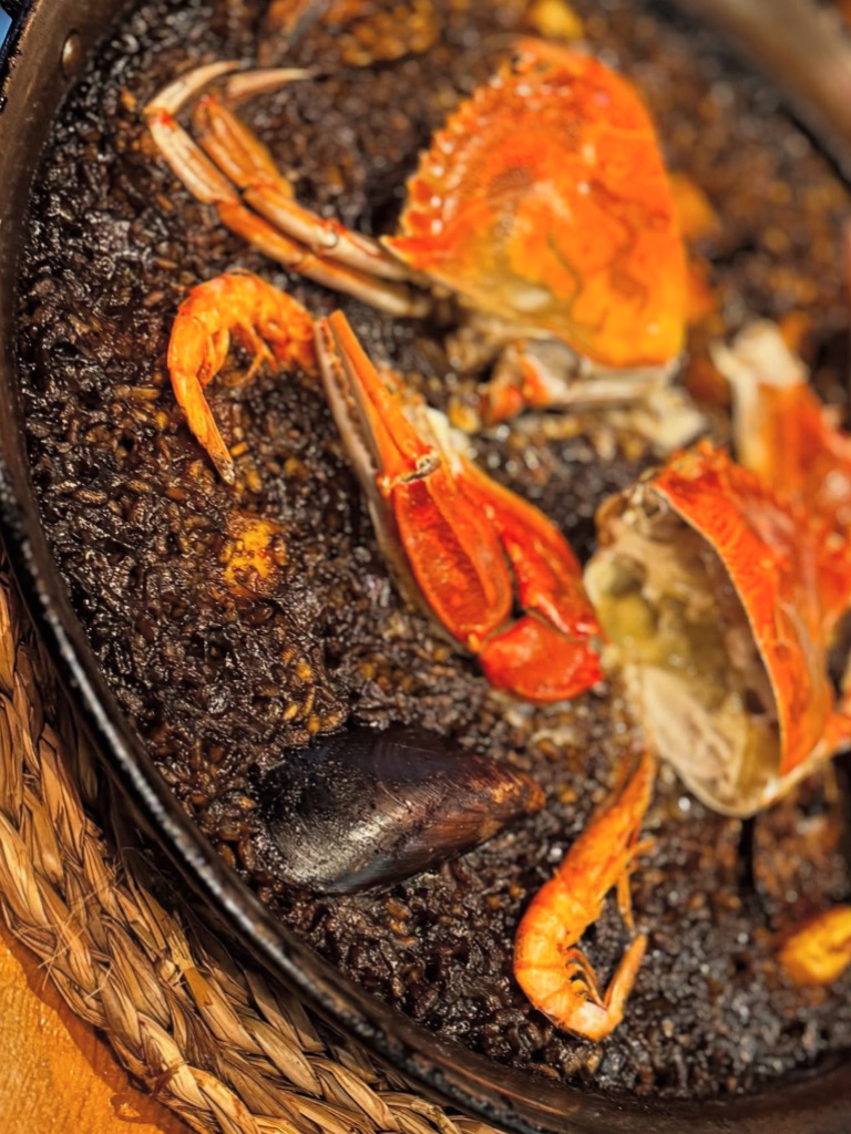 Menu of Restaurants in Tarragona, El Crank, Arroz de cangrejo azul con mejillones y sepia