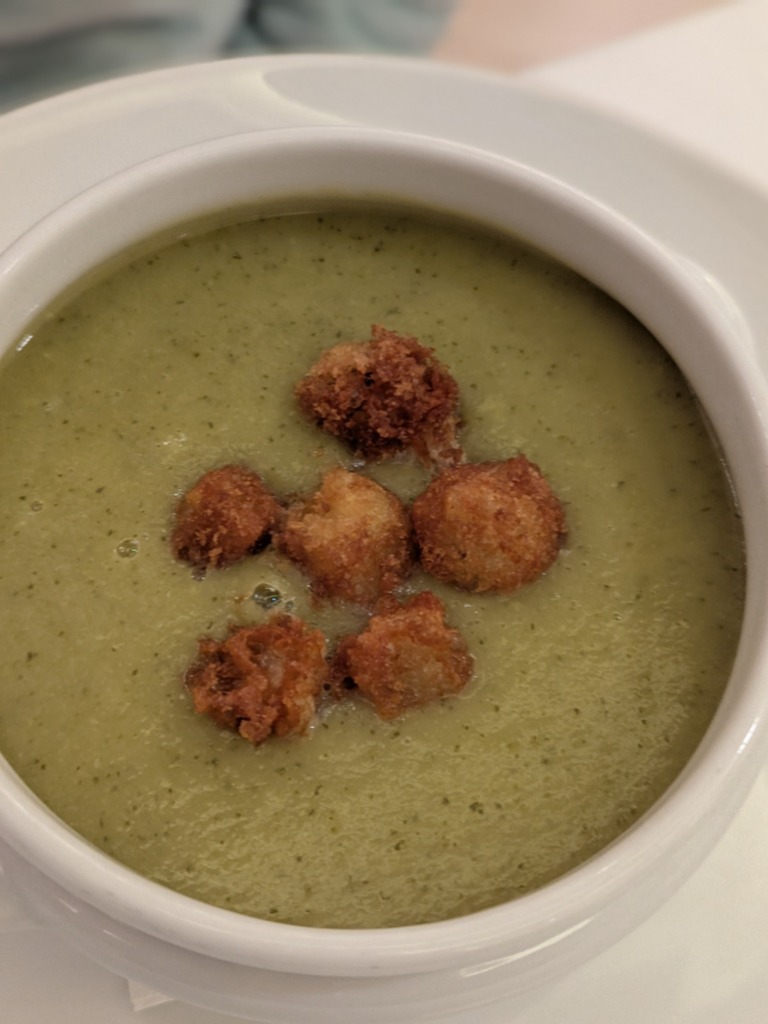 Carta de Restaurantes en Teruel, Parador de Teruel, Crema de calabacín con picatostes de queso frito