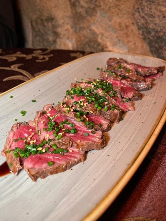 Menu of Restaurants in Toledo, Restaurante La Cave, Tataki de ternera