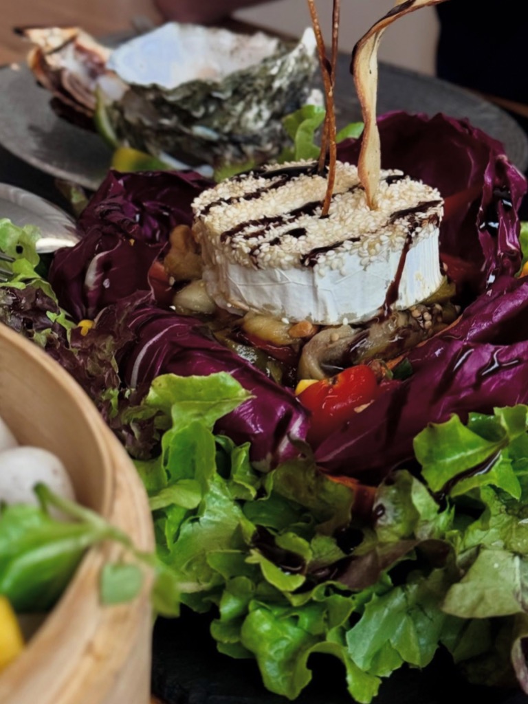 Carta de Restaurantes en Torredembarra, Restaurant BG d'Or 2.0, Ensalada templada de queso de cabra