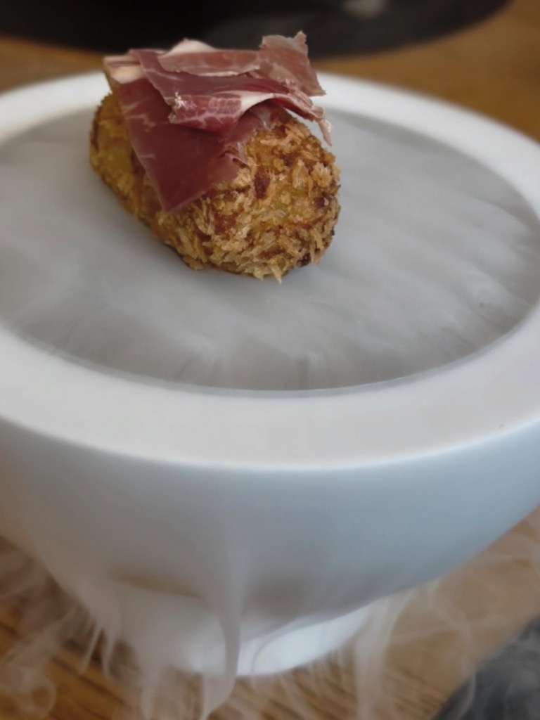 Carta de Restaurantes en Torredembarra, Restaurant BG d'Or 2.0, Nuestra croqueta de Jamón Joselito
