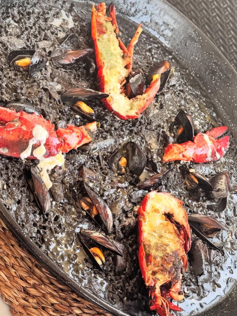 Carta de Restaurantes en Torredembarra, Restaurant KaiOna, Arroz negro con bogavante