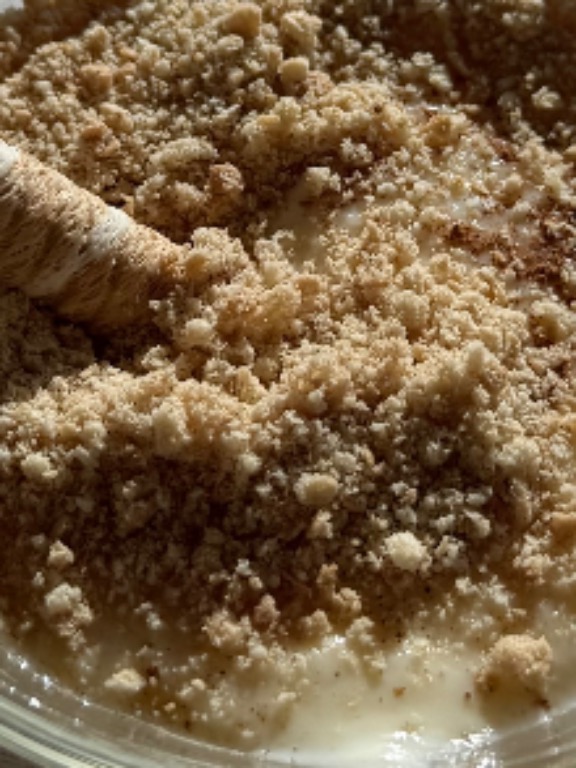 Valoración y opiniones de comida y bebida en Ujué, Restaurante Asador Uxue, Natillas con tierra de galleta