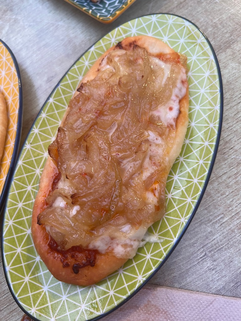 Recomendación gastronómica de Valencia: Coca almussafes
