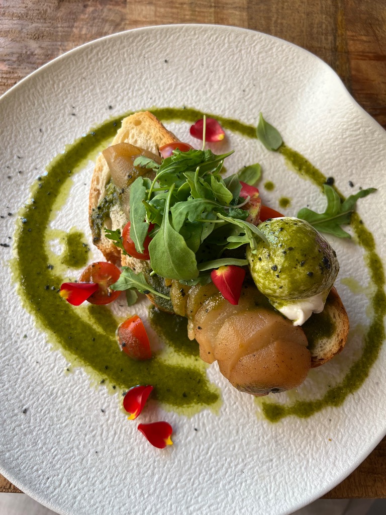 Recomendación gastronómica de Valencia: Tosta burrata