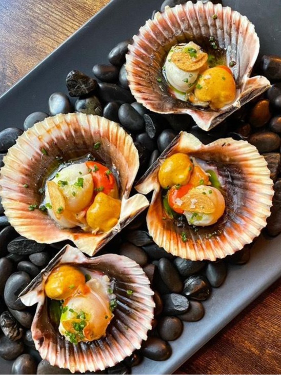 Carta de Restaurantes en Valencia, El Almacén, Vieiras con mojo picón