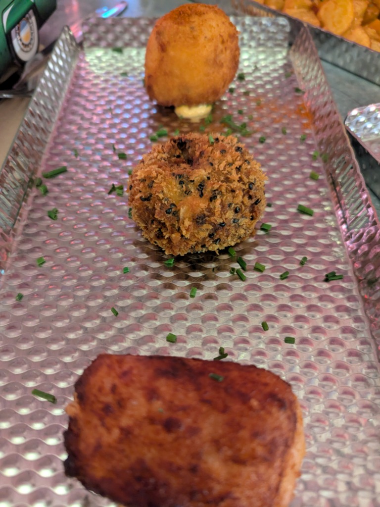 Menu of Restaurants in Valencia, El Garaje Foodie, Degustación de croquetas