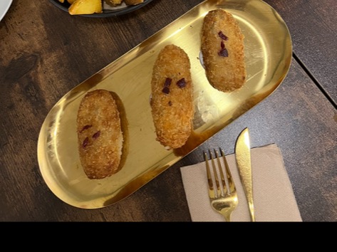 Carta de Restaurantes en Valencia, El Muelle Valencia, Croqueta de cecina