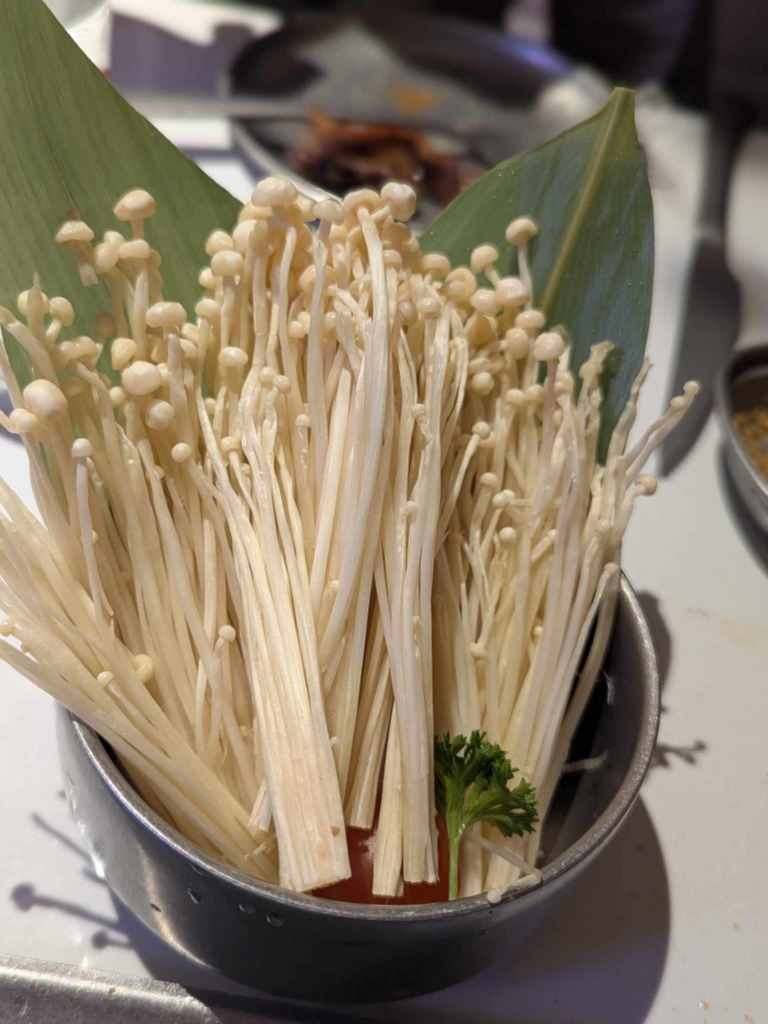 Carta de Restaurantes en Valencia, Hanwoo BBQ koreano, Setas enoki