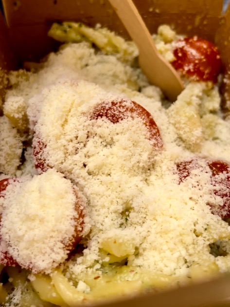 Menu of Restaurants in Valencia, HASTA LA PASTA, Pasta de Pesto fresco alla genovese