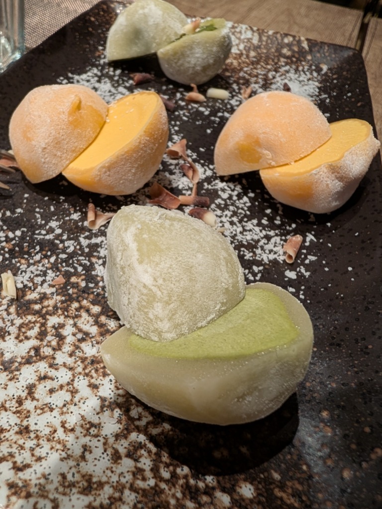 Menu of Restaurants in Valencia, Hokkaido sushi, Mochi