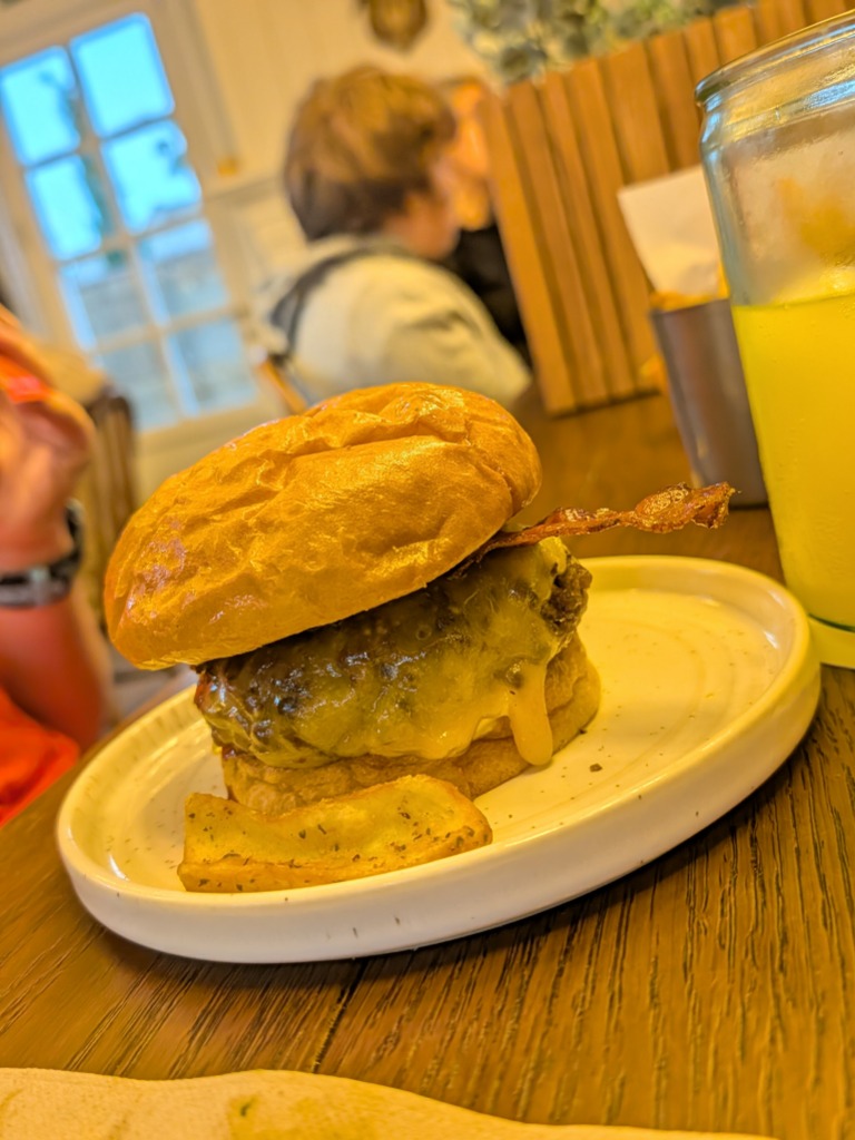 Menu of Restaurants in Valencia, HUNDRED, La madre de Stifler