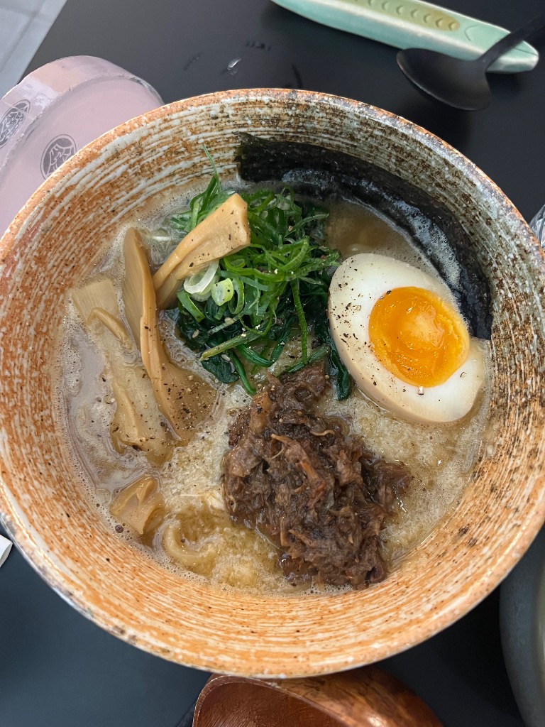 Recomendación gastronómica de Valencia: Ramen de rabo de toro parmigiano