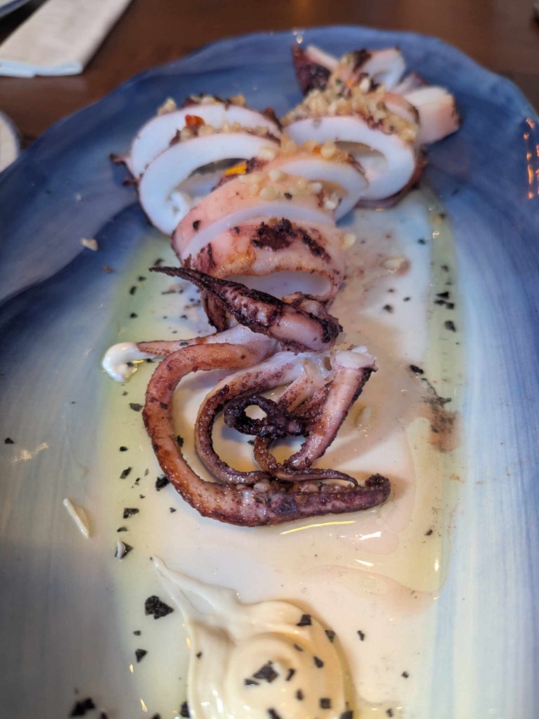 Menu of Restaurants in Valencia, La Barraquita, Calamar a la brasa con ajada de almendras y mayonesa cítrica