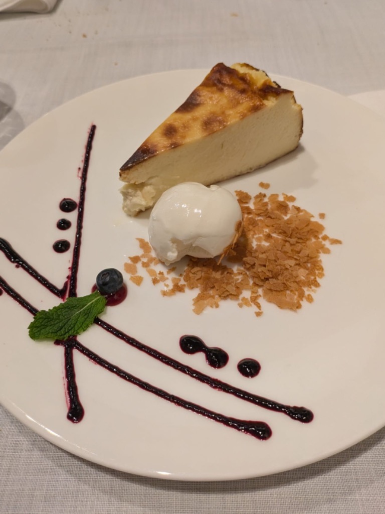 Carta de Restaurantes en Valencia, La Principal, Tarta de queso con helado de yogurt