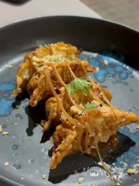 Carta de Restaurantes en Valencia, La Sangu, Gyoza de pato thai