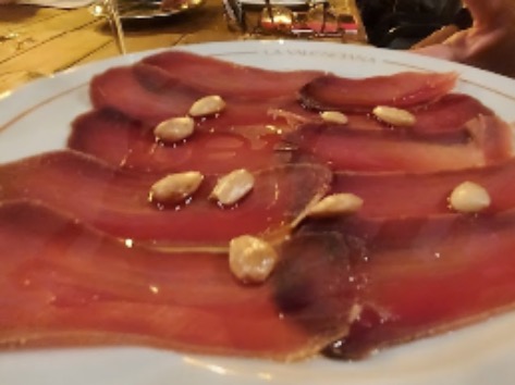 Carta de Restaurantes en Valencia, La Valenciana, Cecina con almendras