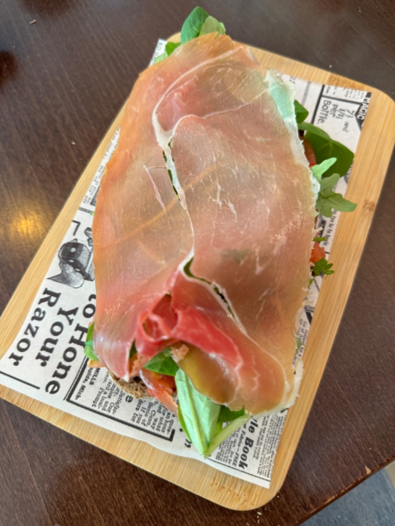 Carta de Restaurantes en Valencia, Lungo Coffee & Brunch, Tostada de jamón serrano