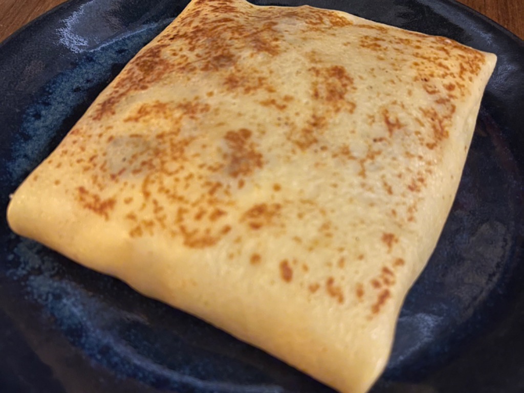 Carta de Restaurantes en Valencia, Pan De Azúcar Xúquer, Crepe con queso, cebolla caramelizada y bacon