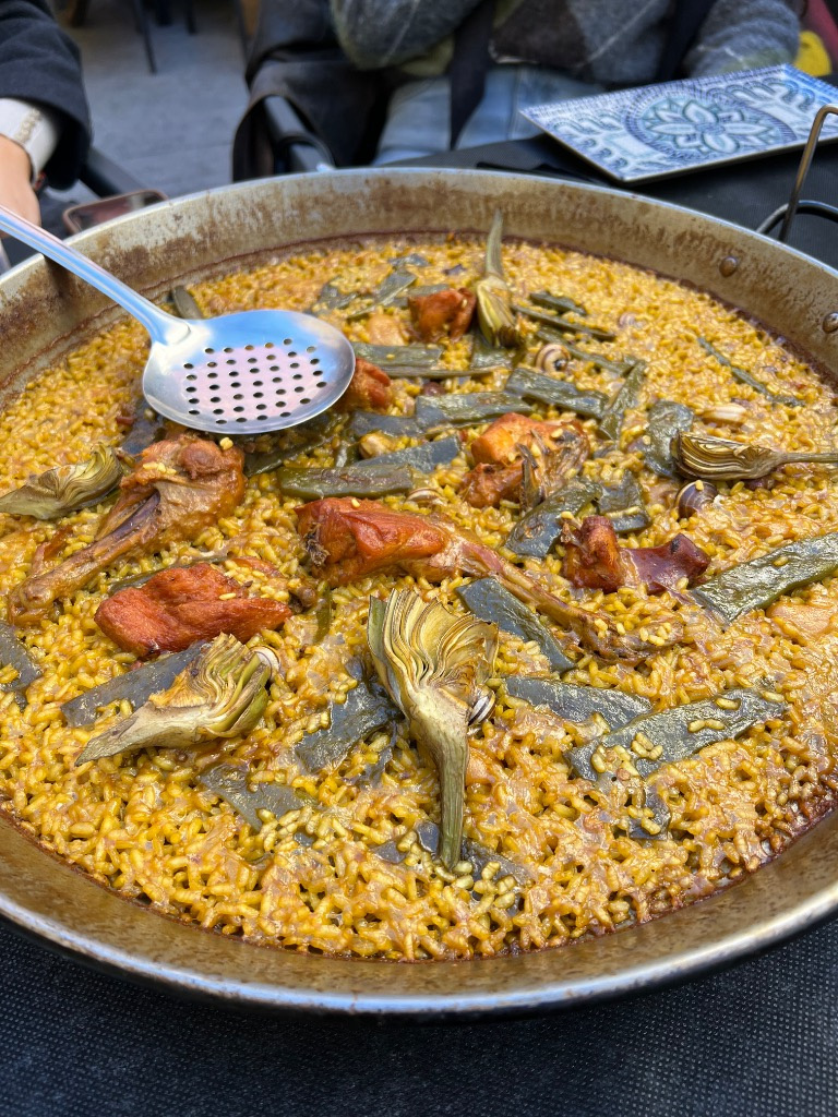 Recomendación gastronómica de Valencia: Paella valenciana