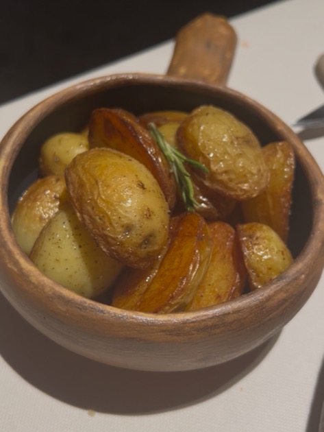 Recomendación gastronómica de Valencia: Patatas ratte con mantequilla de hierbas