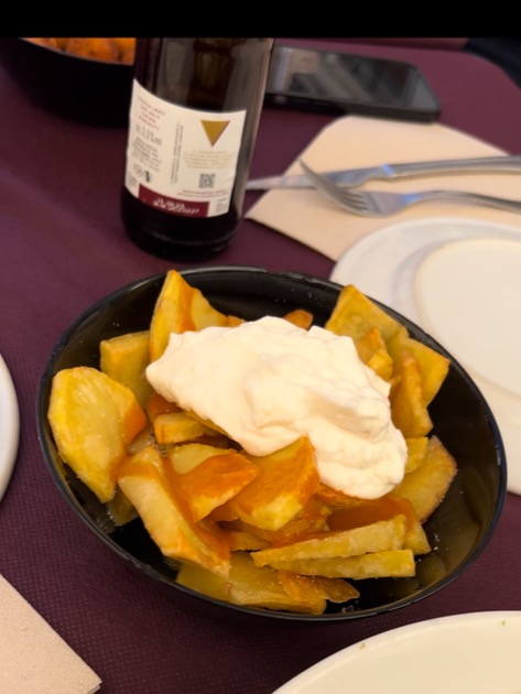 Gastronomy recommendation in Valencia: Patatas bravas