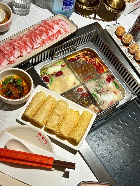 Menu of Restaurants in Valencia, Seventeen BBQ & HOT POT 重庆十七门铁板和火锅, Menu hotpot