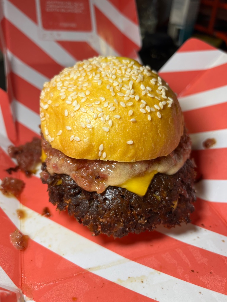 Carta de Restaurantes en Valencia, Sizzle Burgers, Burger smash con mermelada de bacon, queso cheddar y salsa secreta