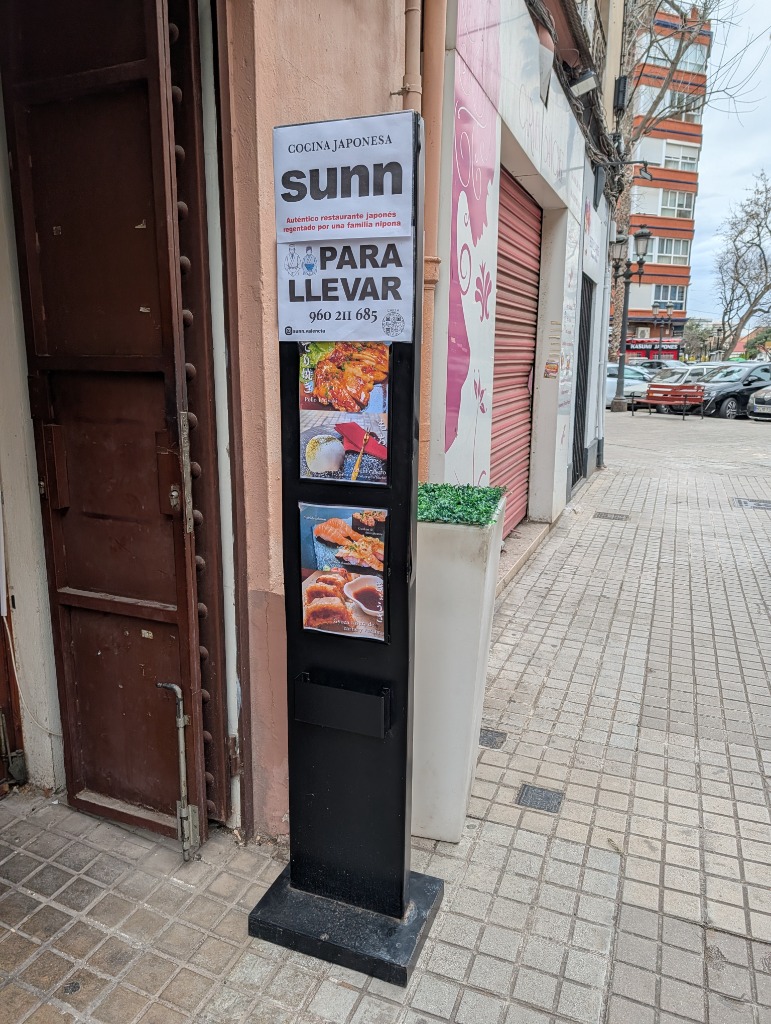Valoración y opiniones de comida y bebida en Valencia, Sunn, Sunn