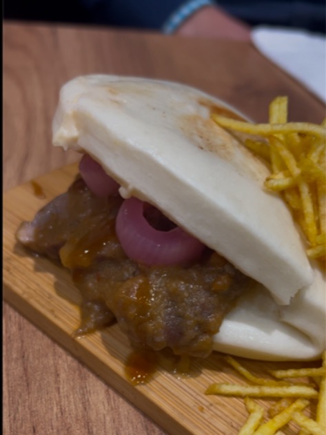 Recomendación gastronómica de Valencia: Pan bao de carrillera