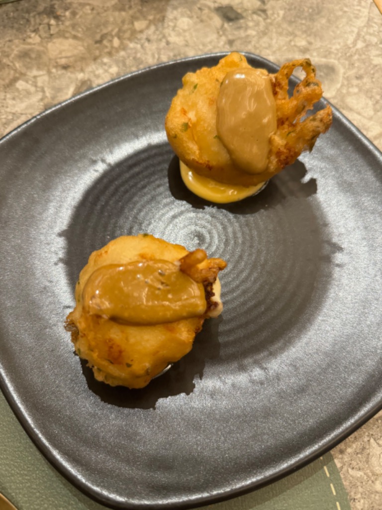 Menu of Restaurants in Valencia, Vaqueta Gastro Mercat, Buñuelos de bacalao
