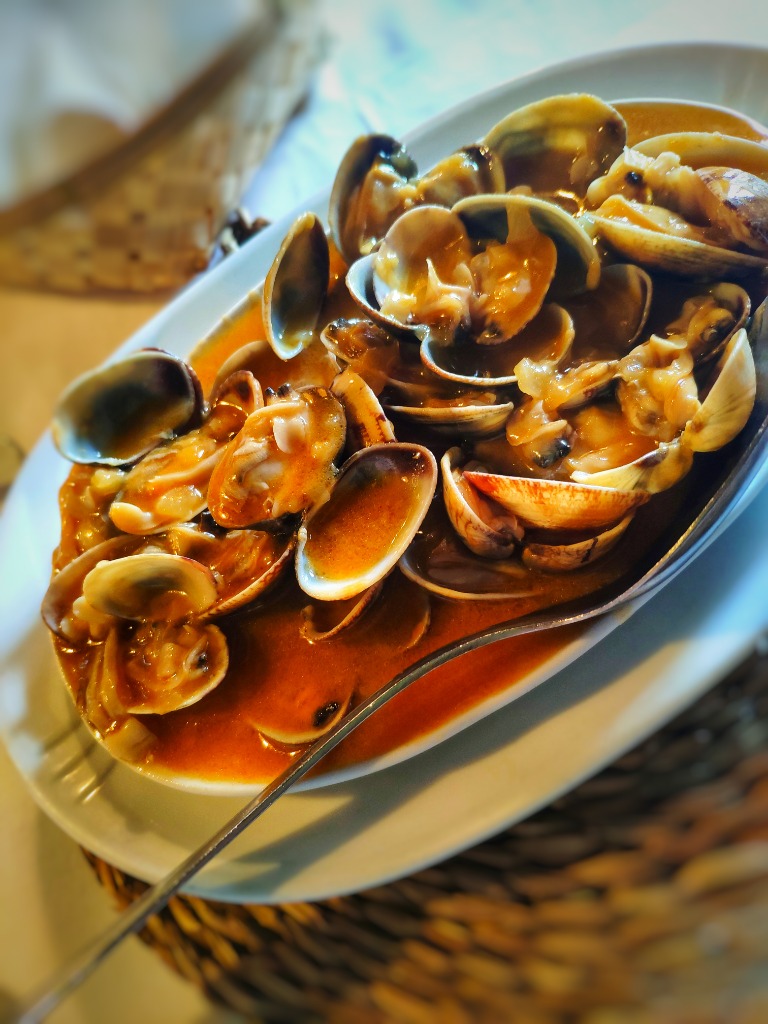 Carta de Restaurantes en Vilagarcía de Arousa, Restaurante A Castelara, Almejas a la marinera