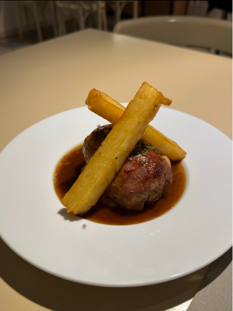 Carta de Restaurantes en Vilanova i la Geltrú, La Gambarrada, Costillar de Cerdo Ral al Horno de Leña con crujiente de patata