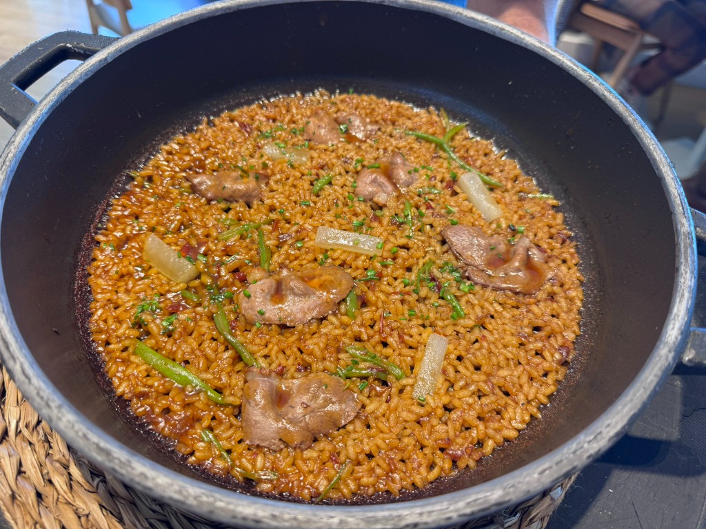 Menu of Restaurants in Vilassar de Dalt, Restaurant Sorli Emocions, Arroz de magret de pato y nabo confitado