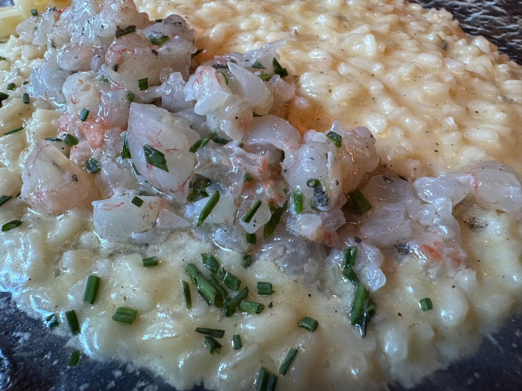 Menu of Restaurants in Vilassar de Mar, A Legna, Risotto 4 quesos con tartar de gambas