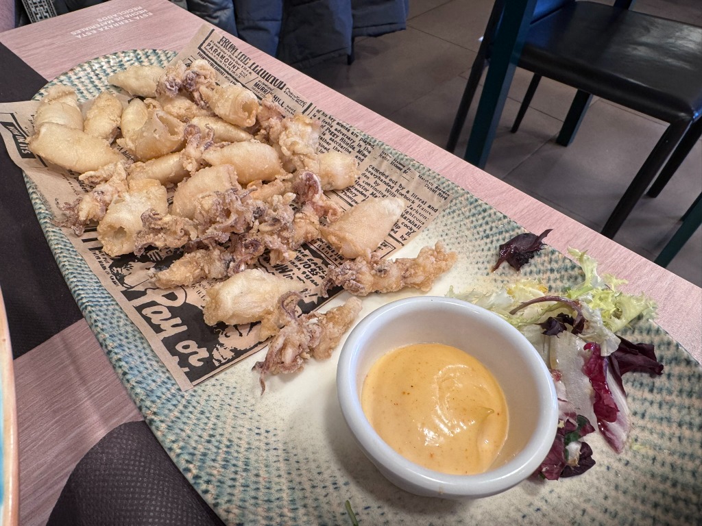 Review and opinions of food and drinks in Vilassar de Mar, Anxaneta, Calamares a la andaluza