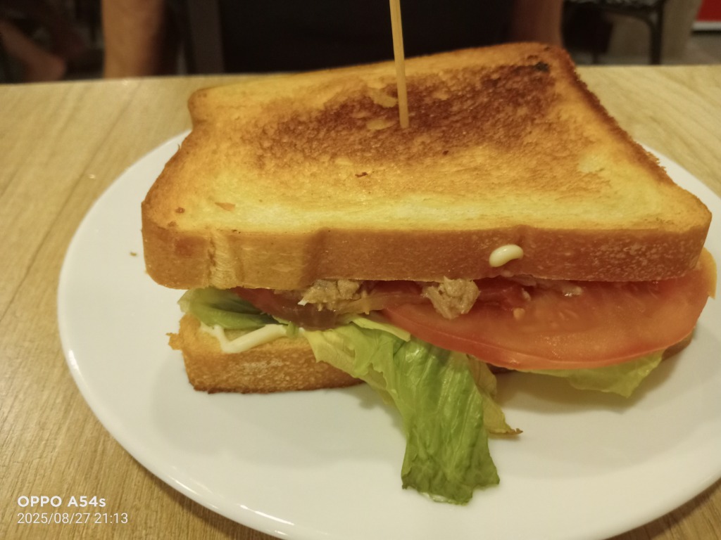 Menu of Restaurants in Vilassar de Mar, Frankfurt Barbut, Sandwich Garbi