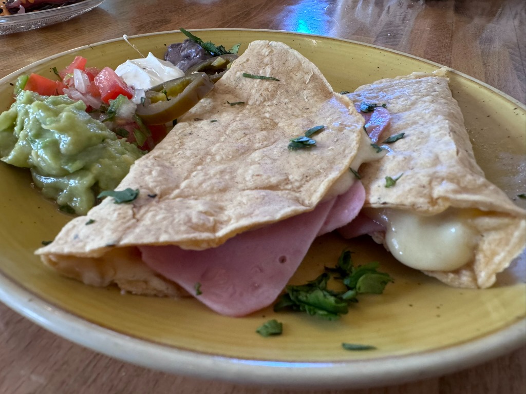 Carta de Restaurantes en Vilassar del Mar, La Niña Vilassar, Quesadilla sincronizada