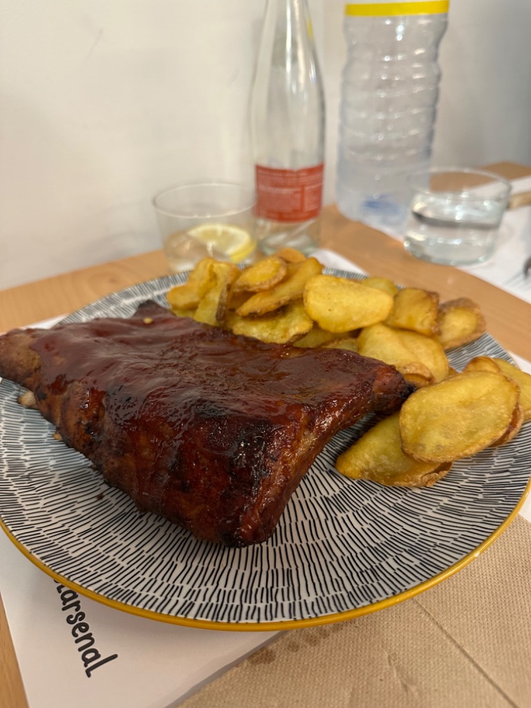 Carta de Restaurantes en Villajoyosa, Hamburguesería B&B l’Arsenal, Medio costillar