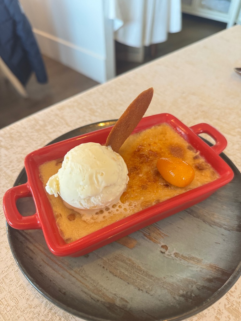 Menu of Restaurants in Villajoyosa, Restaurante Ca Marta, Creme Brulée de turrón CARREMI con helado de jengibre y naranja confitada