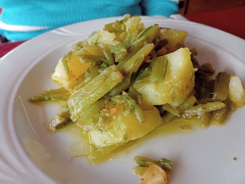 Carta de Restaurantes en Villatuerta, Restaurante El Mirador, Borraja con patatas