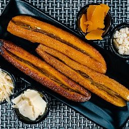 Carta de Restaurantes en Vitoria-Gasteiz, Ark Grill, Plátano maduro con queso (1 uds)