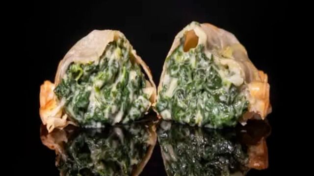 Menu of Restaurants in Vitoria-Gasteiz, Panaditas, Panadita de Espinacas y Mozzarella 